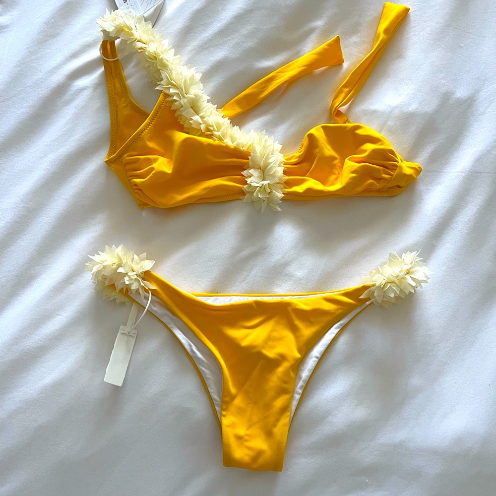 NWT Never worn brand new La Revêche Luxury Swimsuit